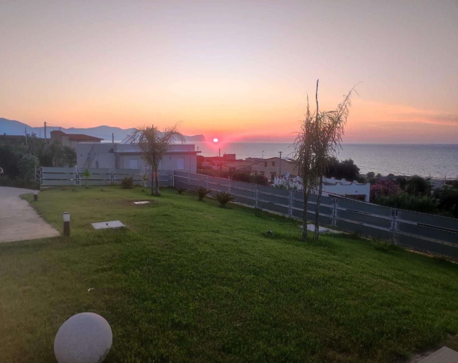 Villa Terrazza Sul Mare Balestrate Buitenkant foto